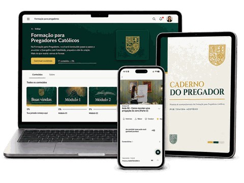 A formação aberta no computador e no celular, e o Caderno do Pregador no tablet
